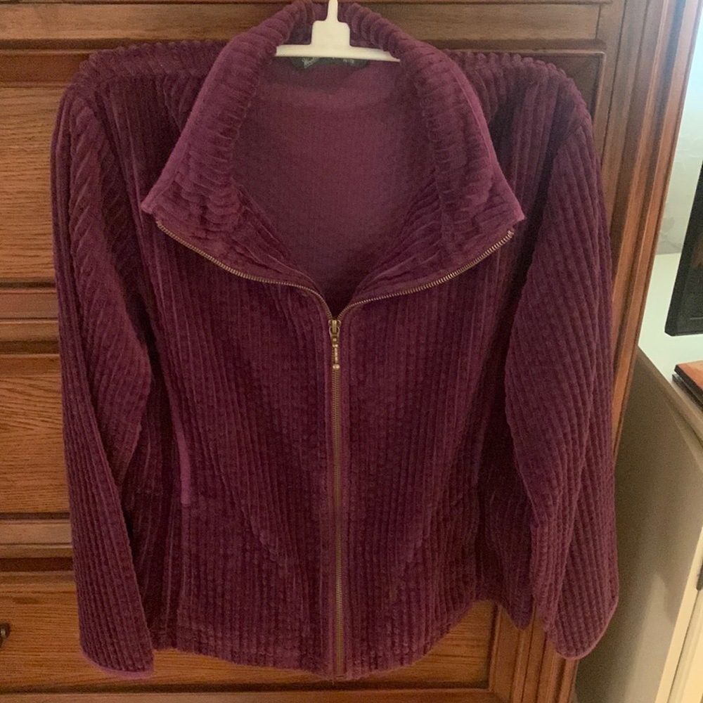 Women’s Woolrich wide wale corduroy jacket, size PM